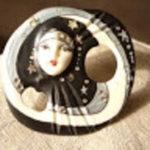 Meet your Posher, Cynthia